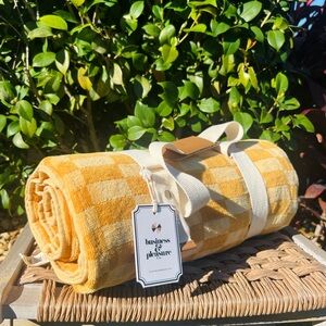 🧡💛 business & pleasure co. Beach Blanket-Towel - umbrella 🐚Brand New 🐚💛🧡